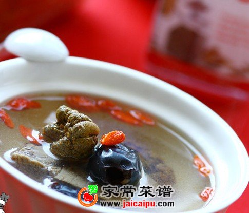 三七蜜枣牛肉汤