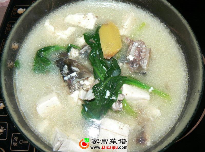 家常鱼头豆腐汤