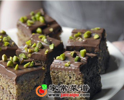 开心果巧克力蛋糕