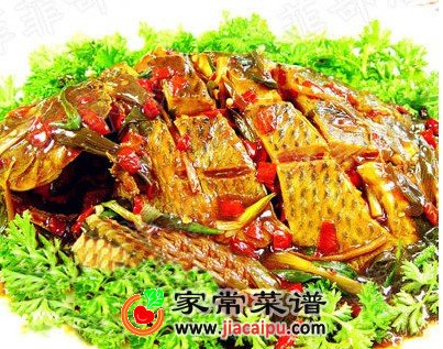 醋酥鲫鱼