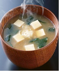 首乌豆腐汤